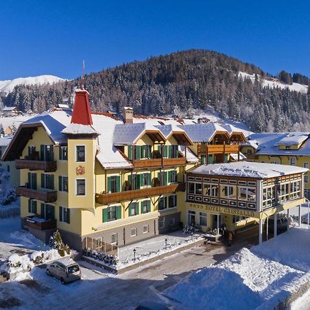 Hotel Cristallo Dobbiaco Eksteriør bilde